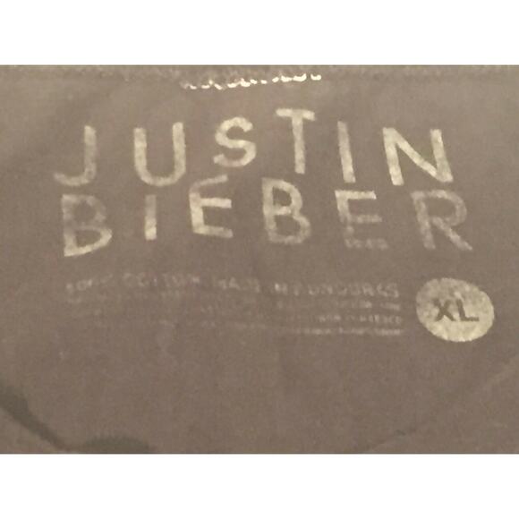 Justin Bieber Chainlink Fence Photo T Shirt 2012 Believe Concert Tour Boy Band - Picture 6 of 6